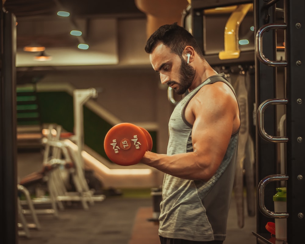 Natural supplements for men's wellness